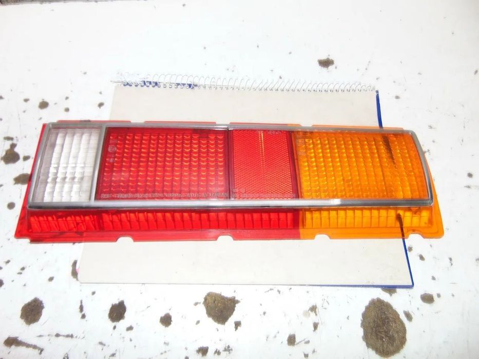 Datsun 1600 sss vidro farolim