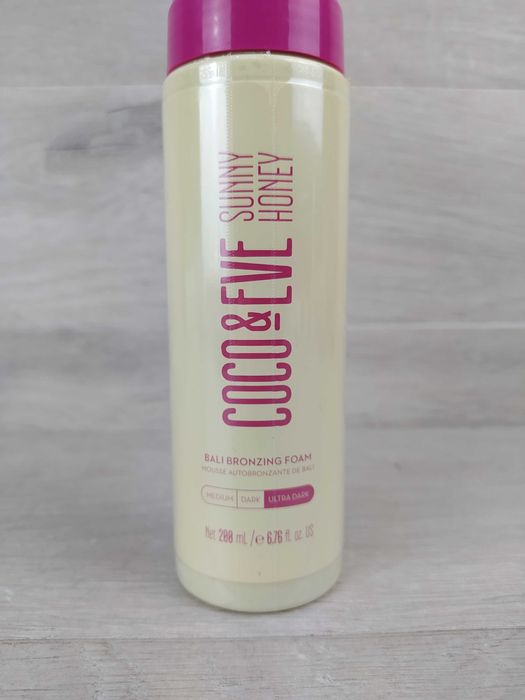 Coco & Eve Sunny Honey Bali Bronzing Ultra Dark pianka samoopalająca