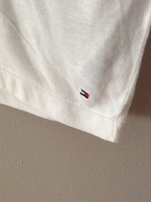 T-shirt branca Tommy Hilfiger