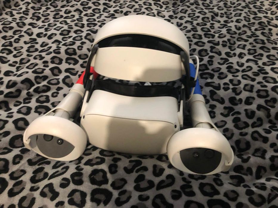 Окуляри віртуальної реальності oculus Quest 2.