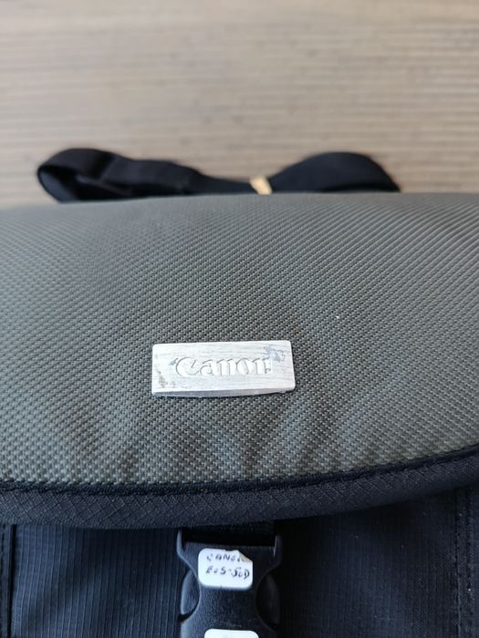 Canon Original Camera Shoulder Bag – EOS DSLR