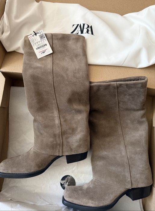 Замшеві сапоги труби Zara