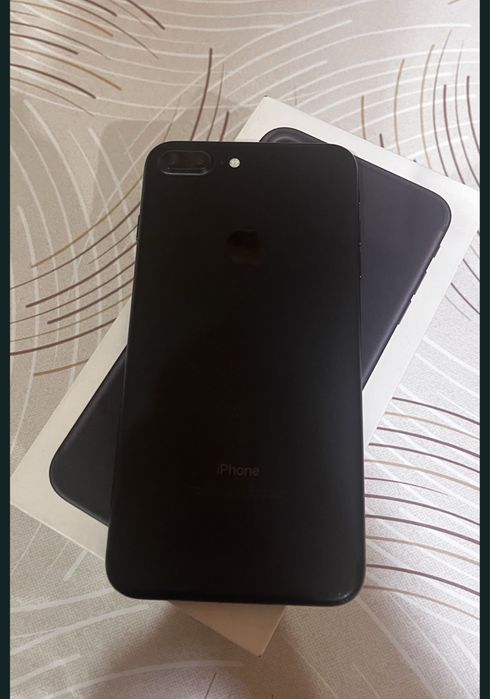 Айфон 7  срочно Продаю