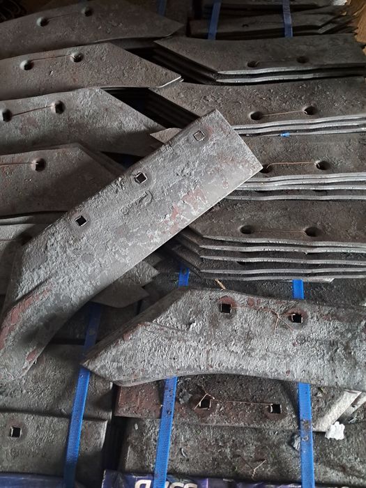 Плуг bomet 2-25 навісний, колесо опорне бомет стійка бомет корпус плуга леміш бомет