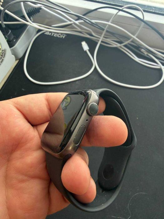 Apple Watch Series 5 44mm Space Gray