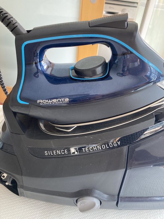 Ferro com caldeira Rowenta Silence Steam Pro