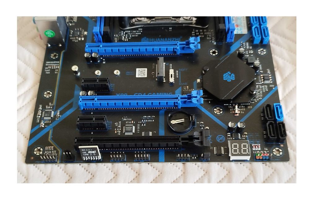 Pł.gł. HUANANZHI X99-CD4 GAMING,LGA 2011-3,TMP2.0 +Xeon E5-2640 V4 +RAM DDR4 32 GB