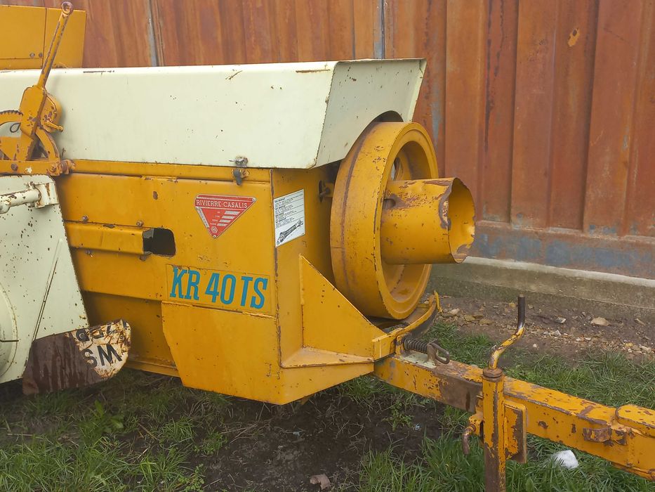 Прес-підбирач Reviere-Casalis KR-40TS