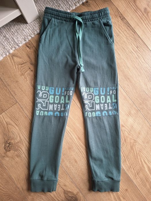 128cm spodnie dresowe chłopięce, dresy