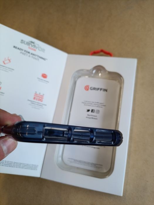 Противоударный чехол Griffin Survivor Clear для iPhone XR (Айфон 10R)