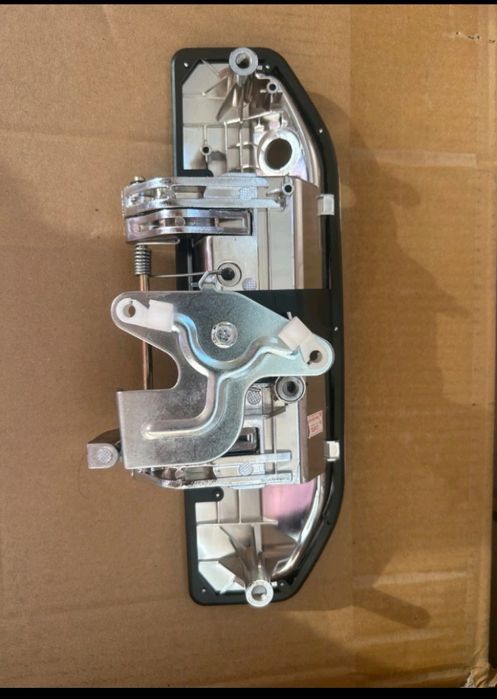 Ручка дверей , задньої ляди  Peugeot Landtrek