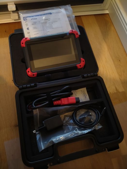 Tester diagnostyczny Xtool D7