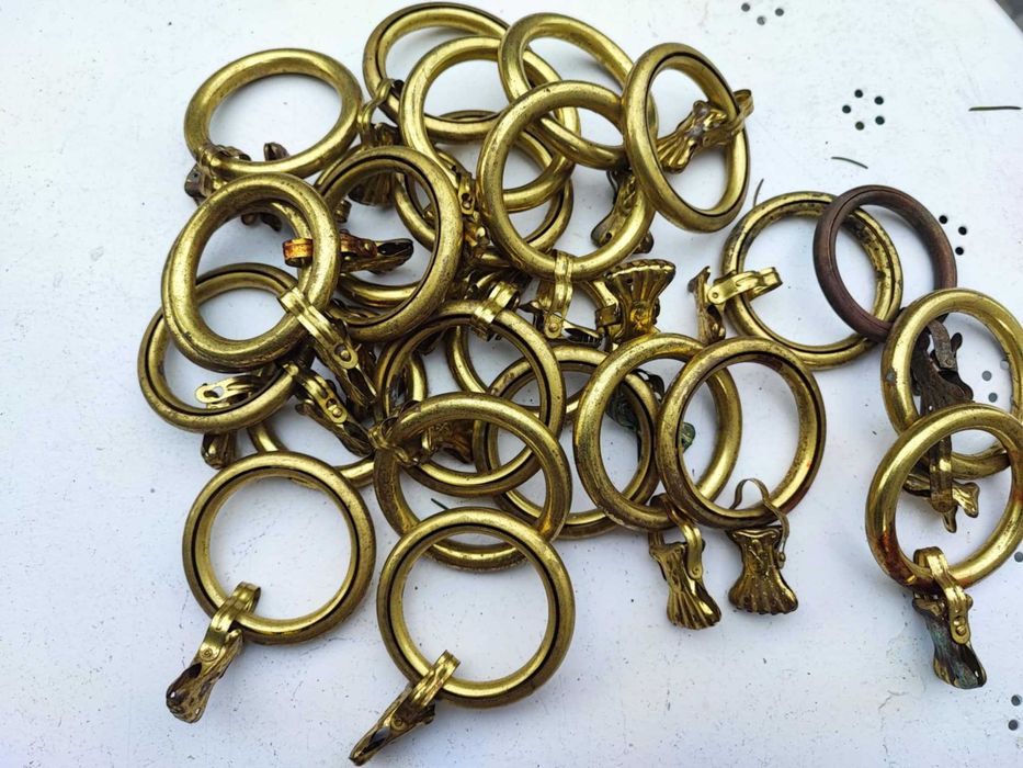 Przedwojenne mosiężne,żabki do karnisz,cena za 1 sztukę