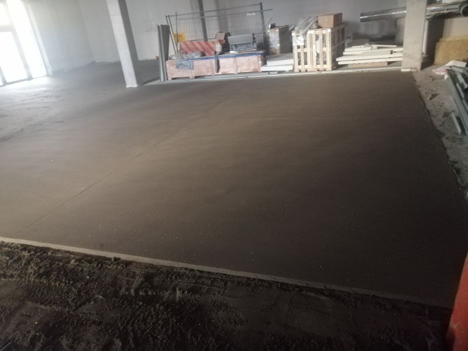 Posadzki anhydrytowe, jastrychowe, chudy beton