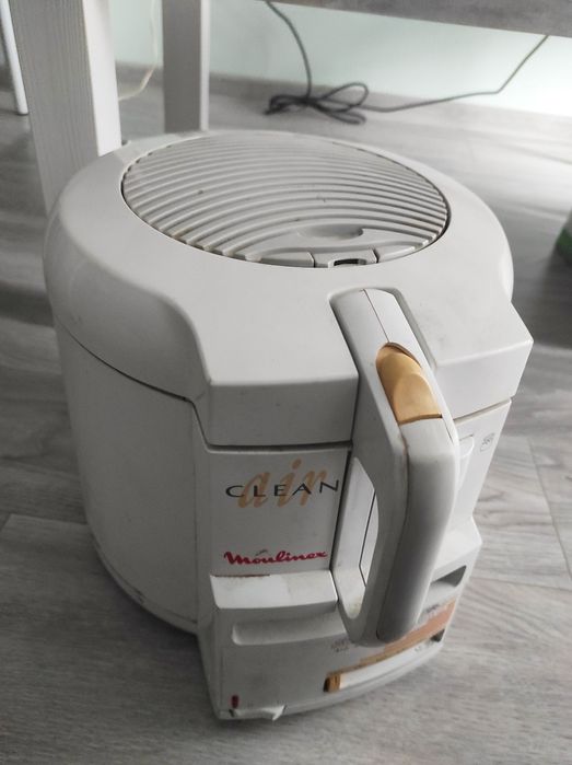 Фритюрниця Moulinex Clean 2000w