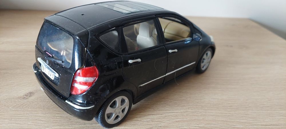 Model 1:18 Mercedes A-Klasa Maisto