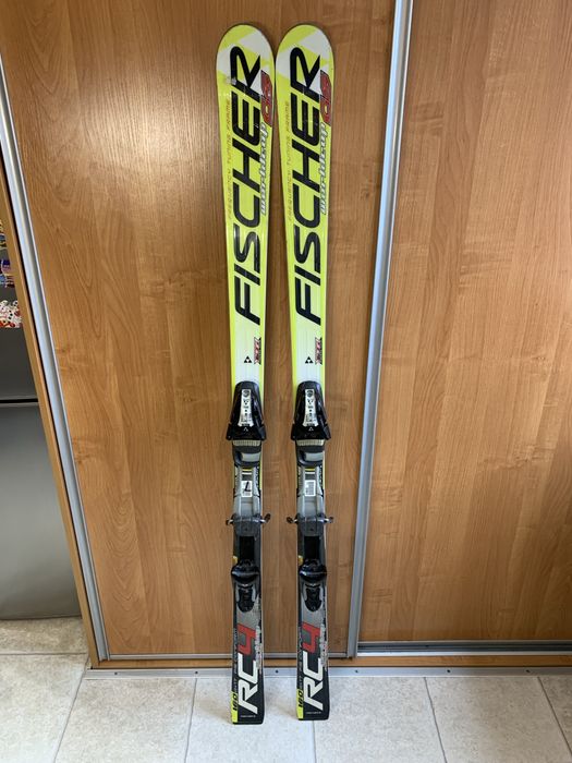 Narty Fischer RC4 Worldcup 160cm FIS + wiązania + pokrowiec
