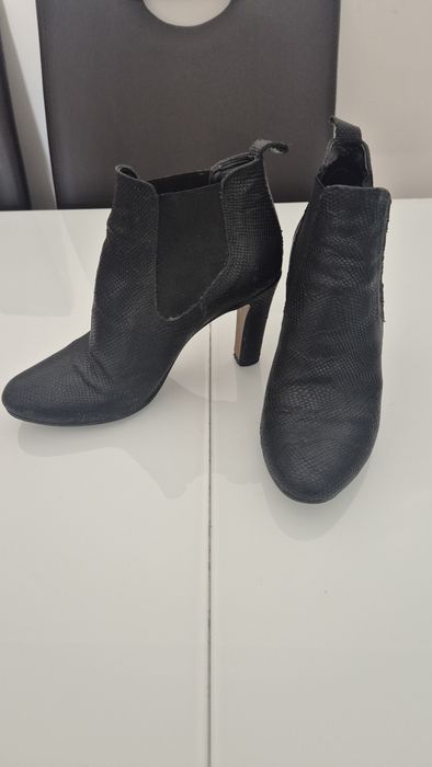 Obcasy botki rozmiar 38