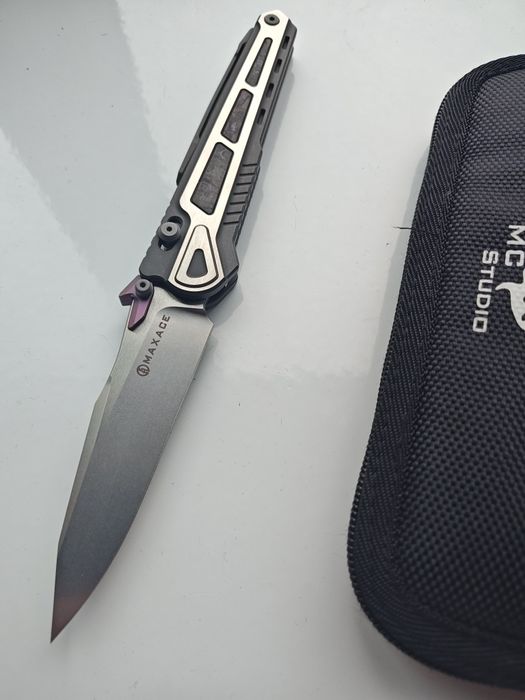 Нож новий Maxace
