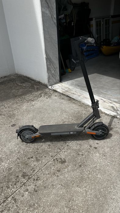 Trotinete Xiaomi Scooter 4 Ultra
