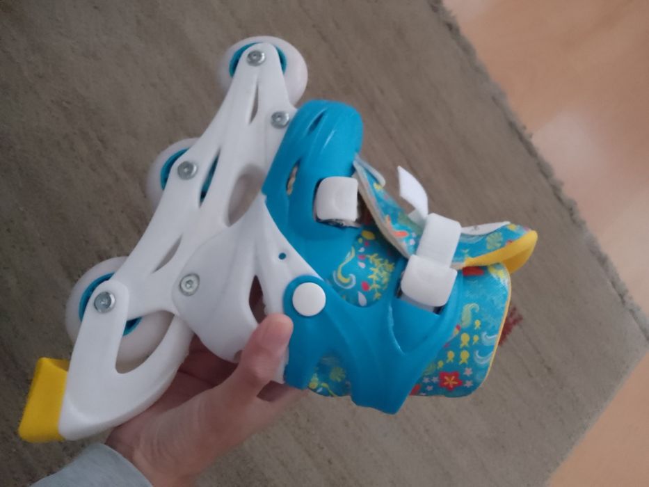 Patins em linha criança novos na caixa