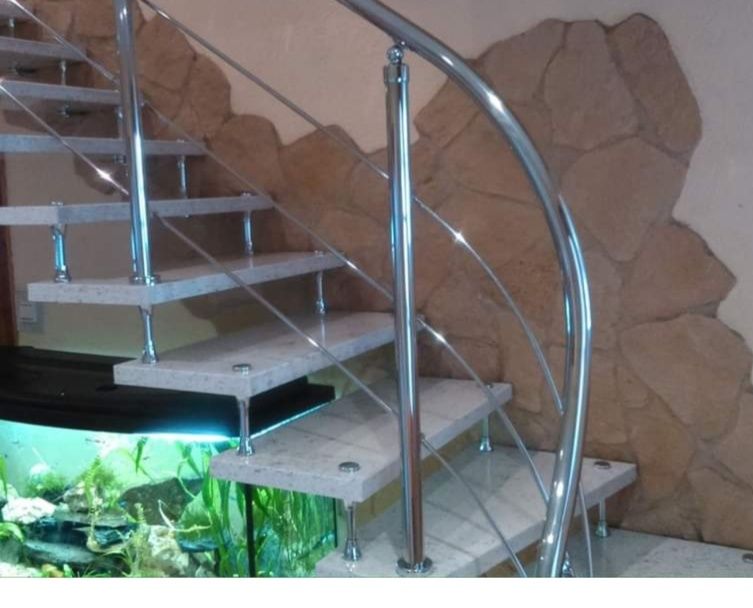 Parapety Granitowe schody