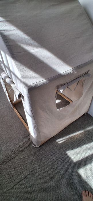 Tenda de criança como nova