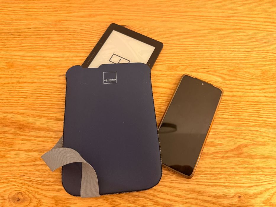 Futerał na tablet lub e-book