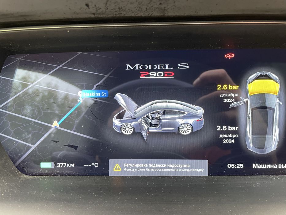 Tesla s p90d MCU Intel комплект моніторів Intel
