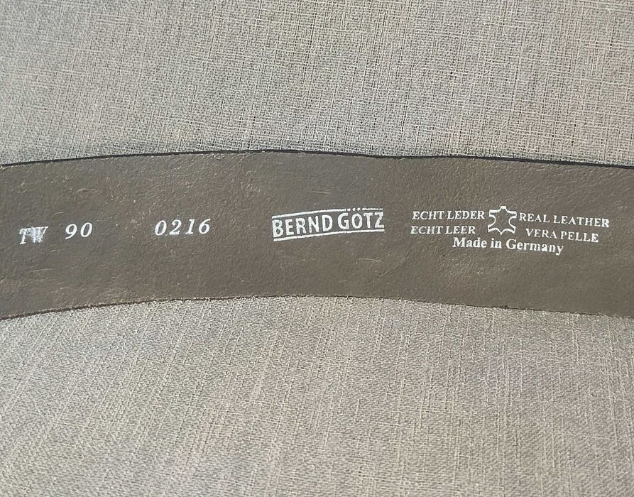 Skórzany tłoczony pasek męski damski marki Bernd Gotz