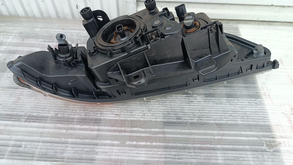 Vendo farol esquerdo de BMW 5 E39 ano 1997/2005