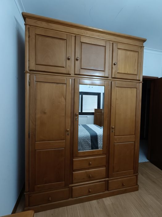Quarto completo com colchão
