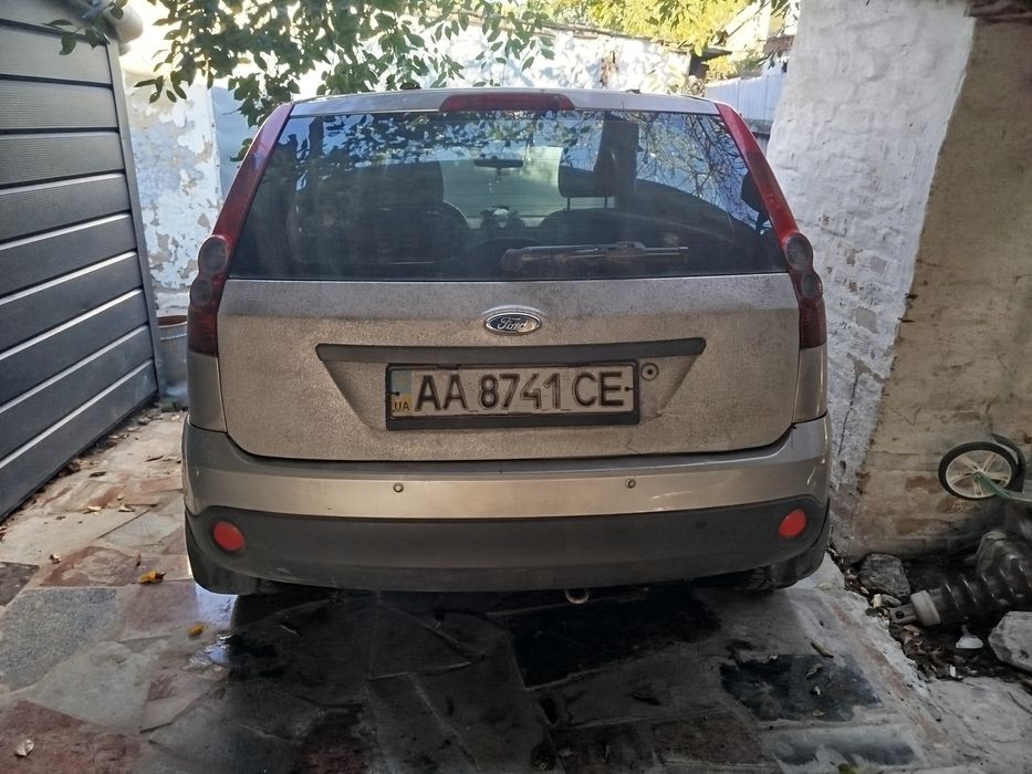 продам ford firsta