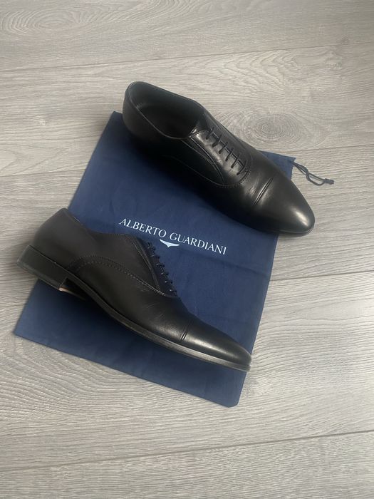 Alberto Guardiani чоловічі фірмові шкіряні туфлі Р.42 27 см
