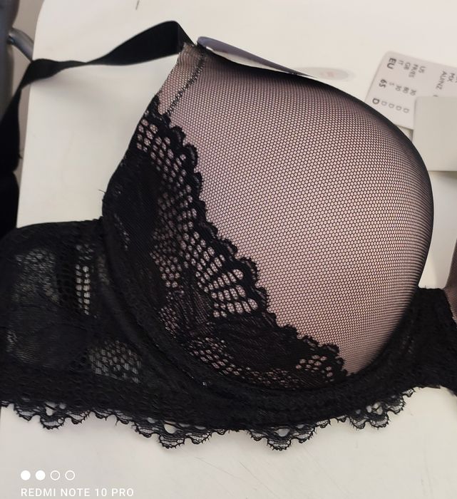 Biustonosz Triumph rozm.65D.    0269