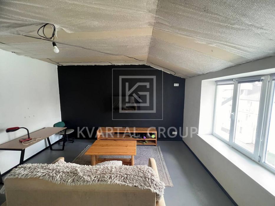 Продам 2к квартиру з незавершеним ремонтом. 2% оформлення!