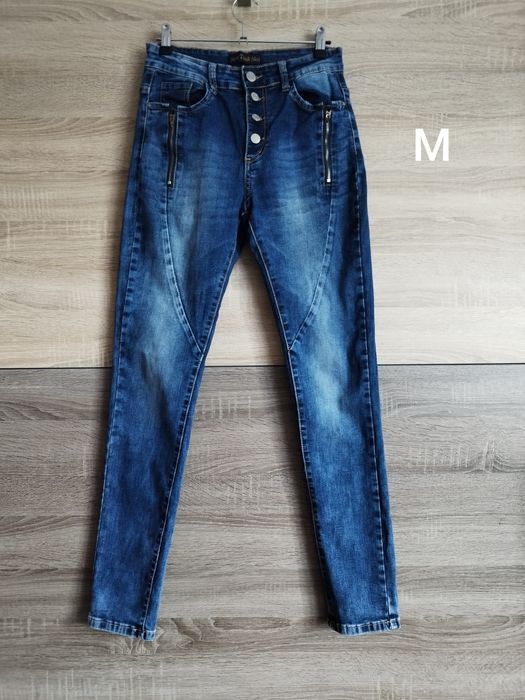 Świetne jeansy 38M