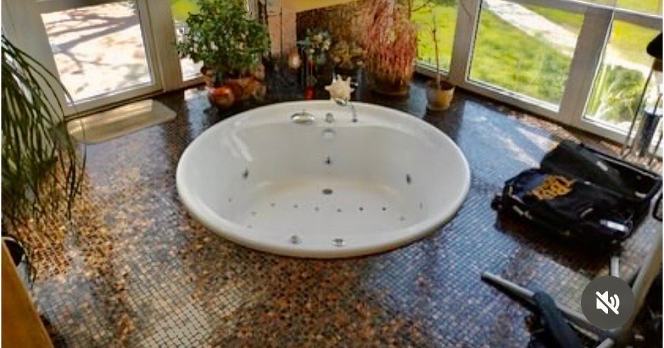 Продаю дом с бассеином в Центре