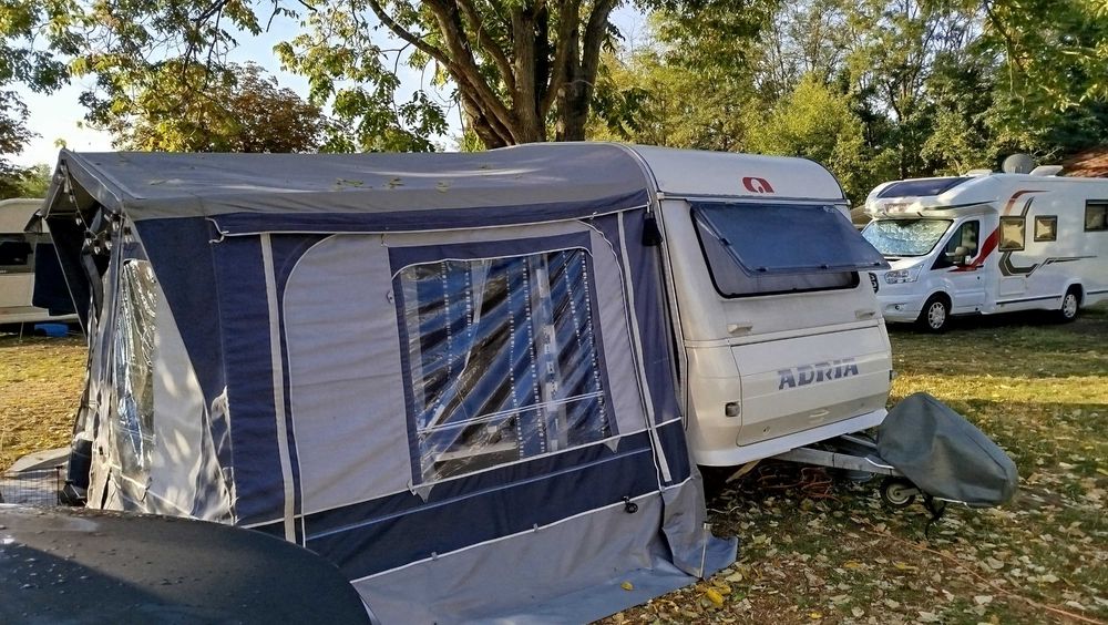 Przyczepa kempingowa ADRIA UNICA A 360 DB. DMC 1000