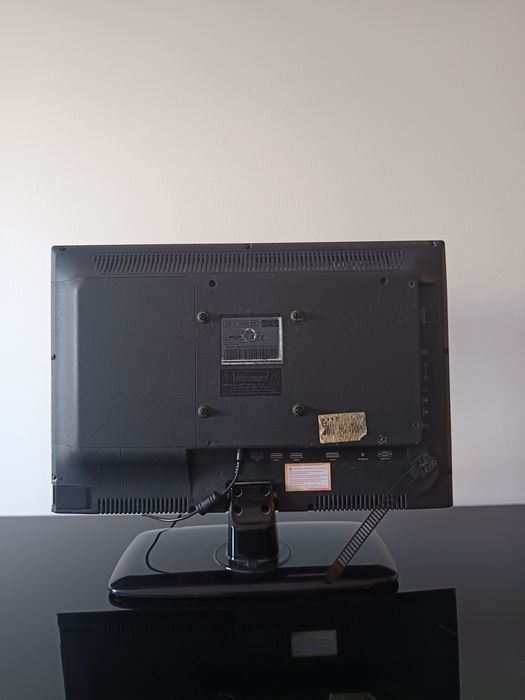 Monitor Blaupunkt 18,5 Polegadas 60Hz LED