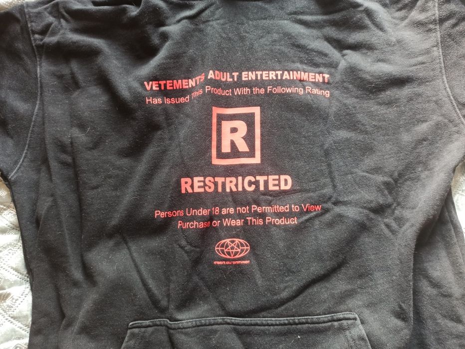 Vetements Restricted