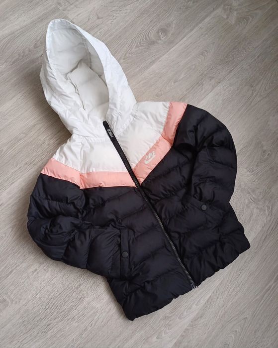 Nike дитяча куртка демі курточка на дівчинку XS/S (122/128/134см) 7-9р