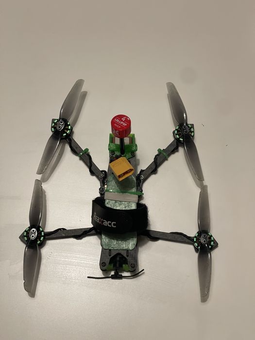 Dron FPV 4” | Eachine Novice 4 | 3/4S | analog ELRS | long range