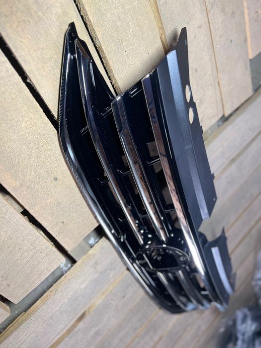 Решетка радиатора VW TIGUAN 2022-2025 рест allspace USA  5NN853651SZLL