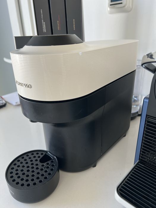 Máquina Nespresso Vertuo Pop Branca – Como Nova