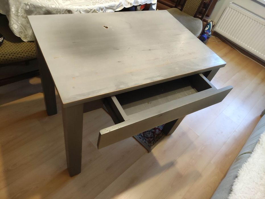 Stół do kuchni z szufladą Rozmiar 90x60