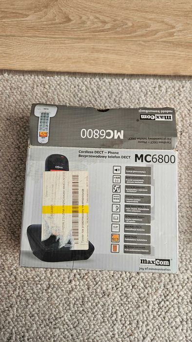 Telefon dla seniora MaxCom MC6800