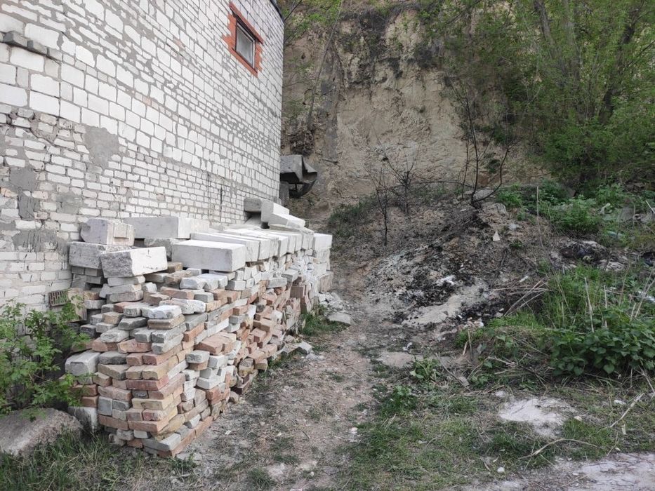 Ділянка під гараж