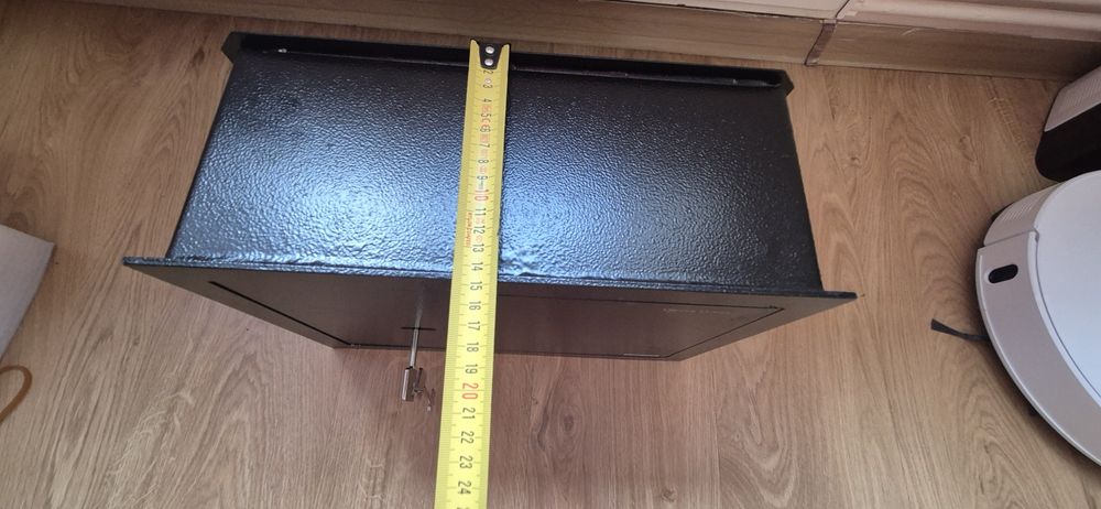 Sejf biurkowy  domowy