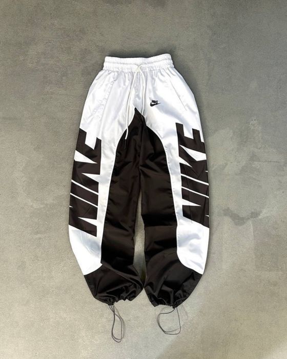 Продам штани Nike